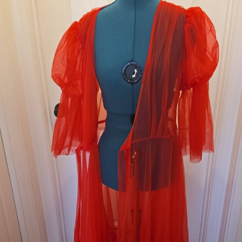 Chic Red Sheer Robe - Picture 4 of 5